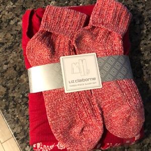 Liz Claiborne 3 Piece Sleep Set